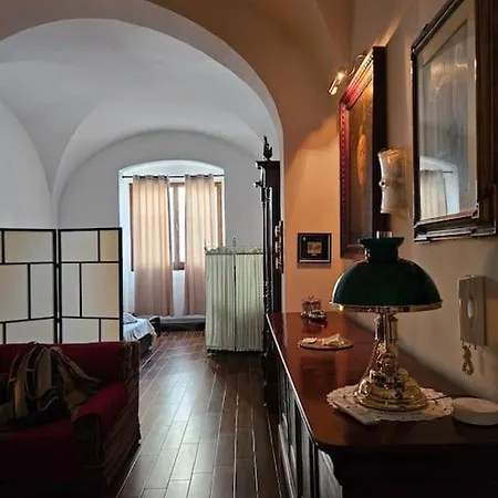 Ferdinando's House *